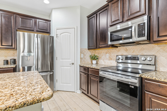 5473 Cypress Pt Property Photo 9