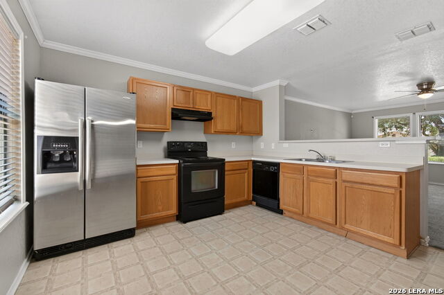 10002 Fisherman Pier Property Photo 4