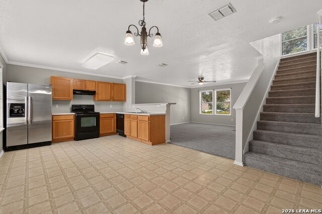 10002 Fisherman Pier Property Photo 6