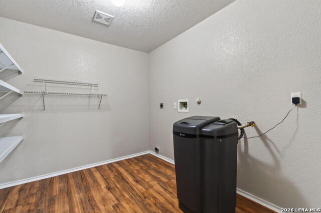 10002 Fisherman Pier Property Photo 10