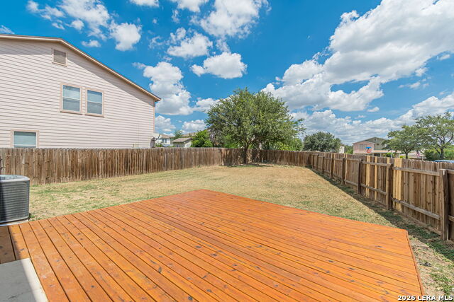 10002 Fisherman Pier Property Photo 23