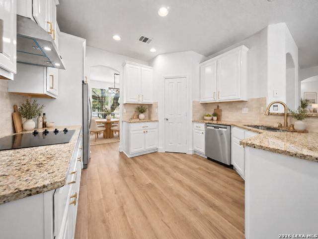 1110 Walkers Way Property Photo 15