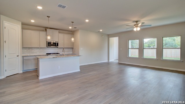 159 Laurel Hike Property Photo 2