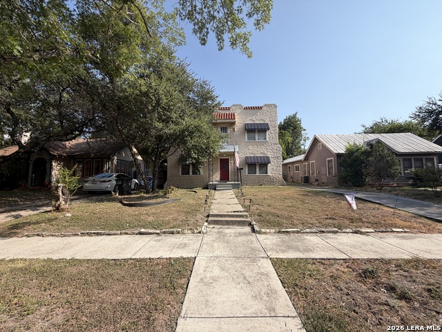 2047 W Summit Ave Property Photo 4