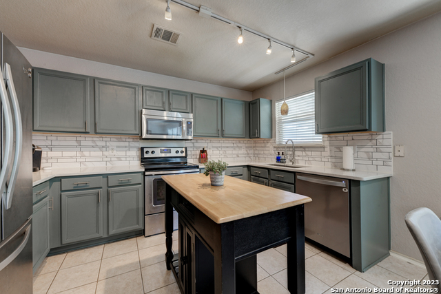 2377 Carson Loop Property Photo 10