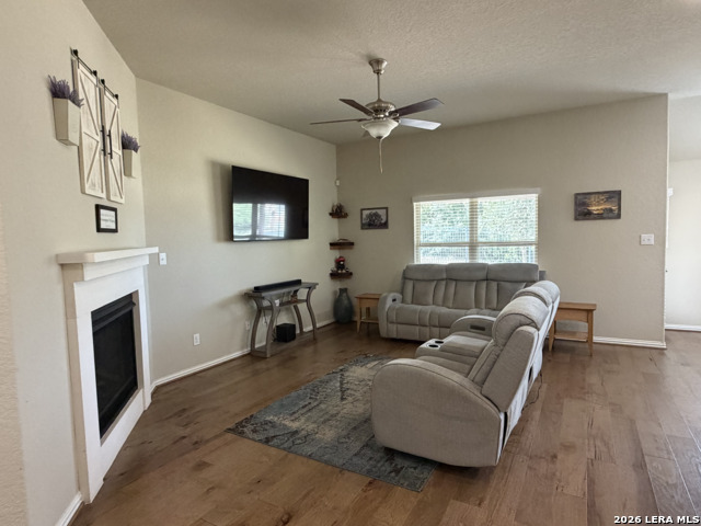 27915 Lokaya Fls Property Photo 12