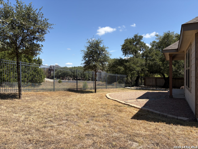 27915 Lokaya Fls Property Photo 29