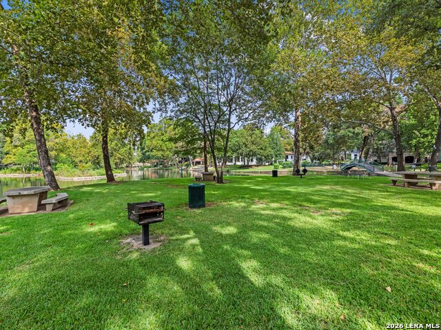 1070 Hayselton Property Photo 6