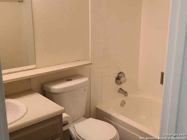 4219 Ramsgate St Property Photo 26