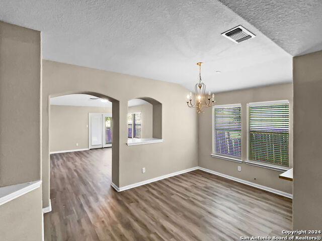735 Cormorant Property Photo 3