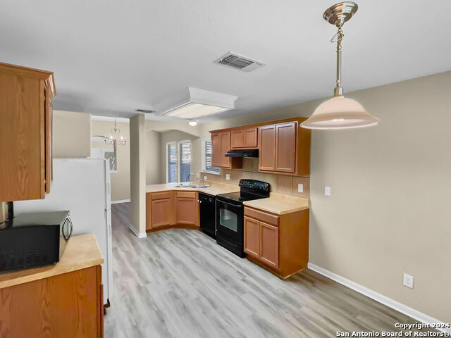 735 Cormorant Property Photo 6