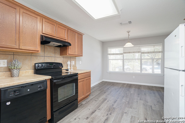 735 Cormorant Property Photo 23