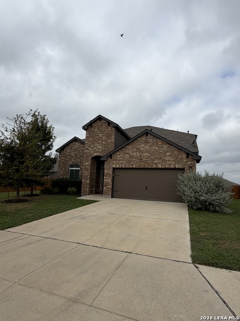 365 Orion Dr Property Photo 3