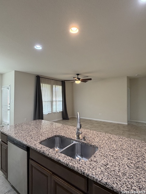 365 Orion Dr Property Photo 7
