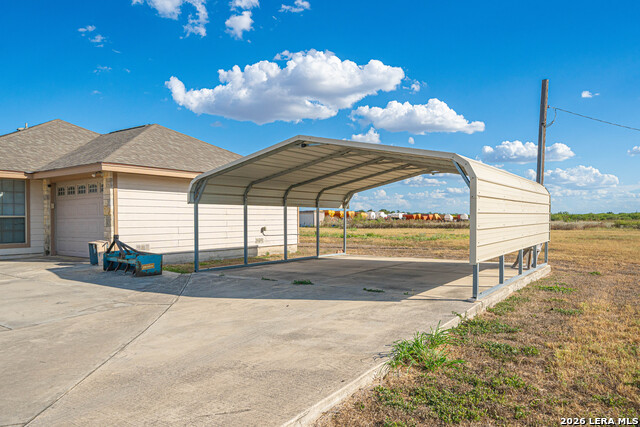 10116 Fm-1346 Property Photo 11