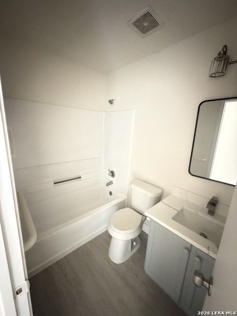 10507 Westfield Pl Property Photo 10