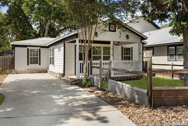 2018 Katy St Property Photo 2