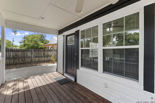 2018 Katy St Property Photo 5