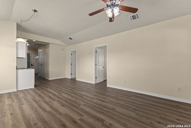 2018 Katy St Property Photo 8