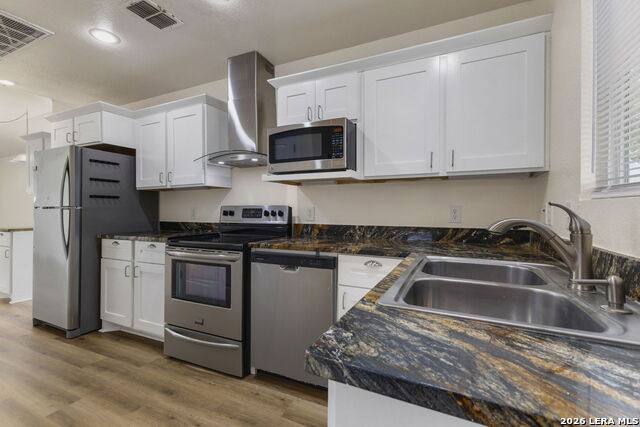 2018 Katy St Property Photo 11