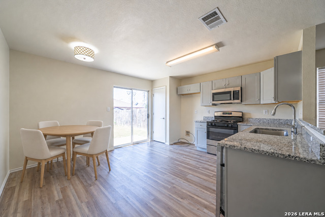 8414 Whitebrush Property Photo 10
