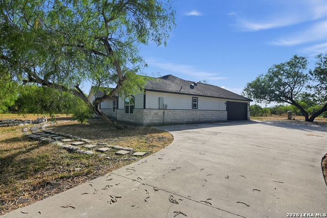 5769 Grand Lake Cir Property Photo 4