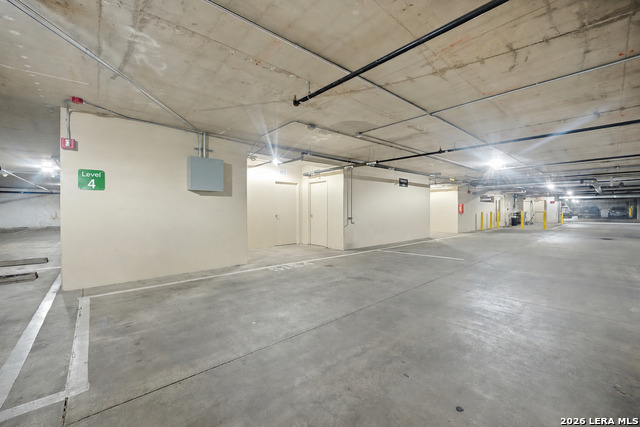 610 E Market Property Photo 20