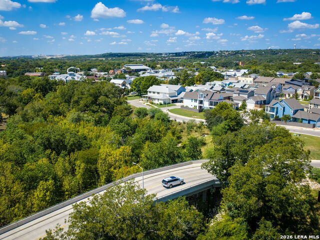 610 Crossvine Property Photo 12
