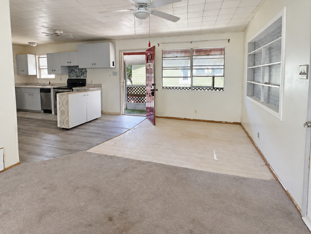 1435 Hillcrest Forest Property Photo 7