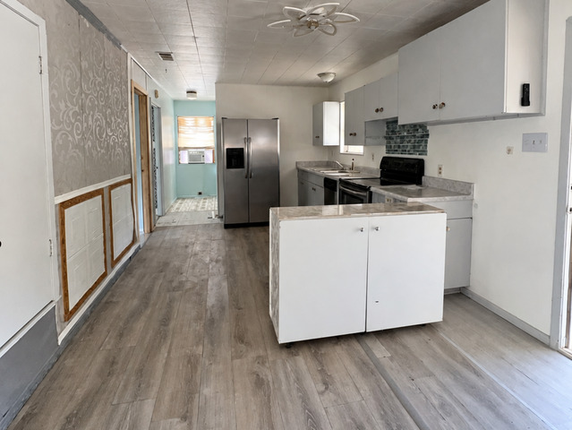 1435 Hillcrest Forest Property Photo 8