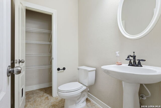 18711 Millhollow Property Photo 11