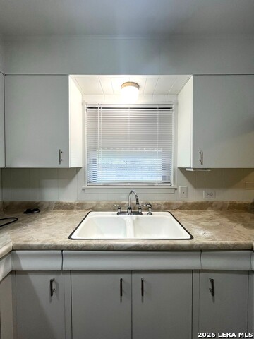 136 Valley Oak Dr Property Photo 8