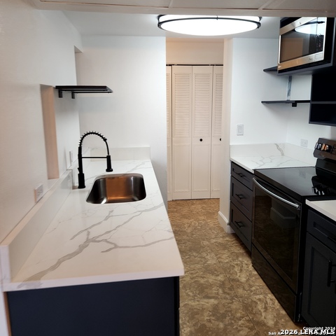 7039 San Pedro Ave Property Photo 1