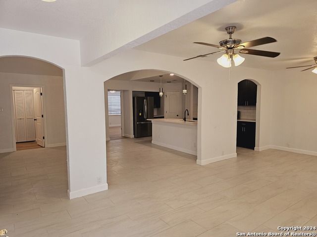 6700 Yellow Rose St Property Photo 8