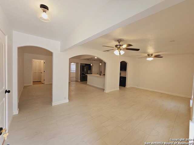 6700 Yellow Rose St Property Photo 7