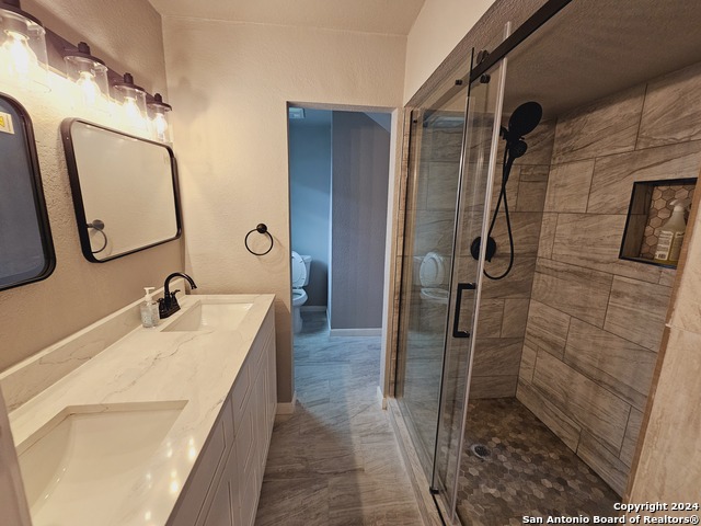 6700 Yellow Rose St Property Photo 24