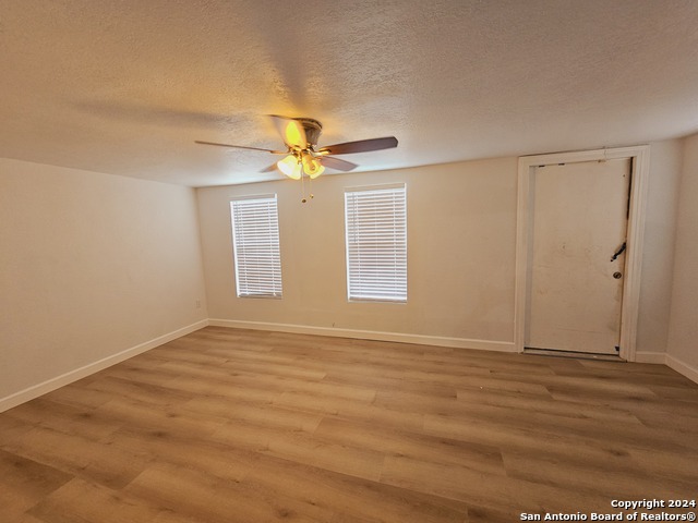 6700 Yellow Rose St Property Photo 33