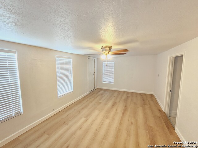 6700 Yellow Rose St Property Photo 34