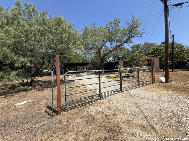 245 Bandera Property Photo 2