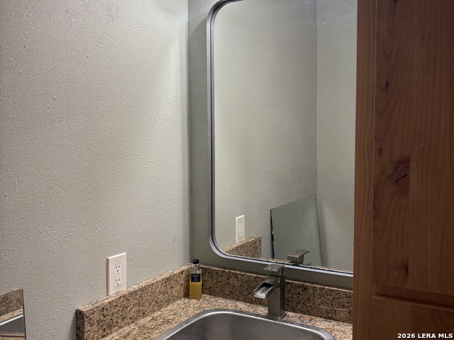 5803 Misty Gln Property Photo 20