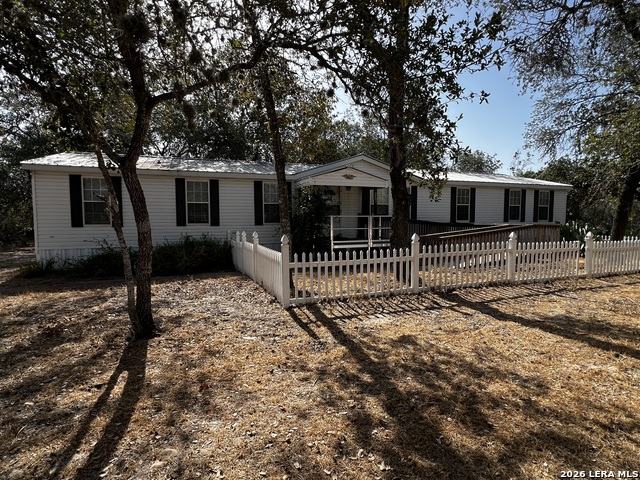 1920 Hickory Way Property Photo 1