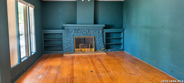 208 Eleanor Ave Property Photo 2