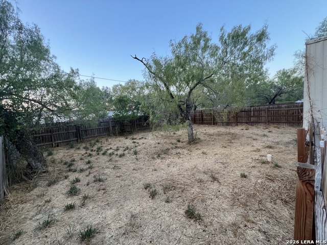 503 Elm St Property Photo 4