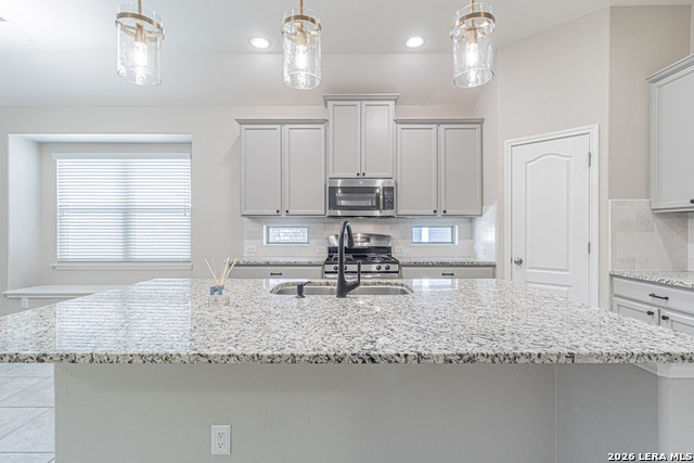 21923 Caprock Cyn Property Photo 5