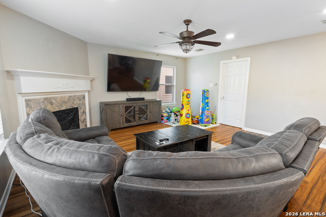324 Wagon Wheel Way Property Photo 13