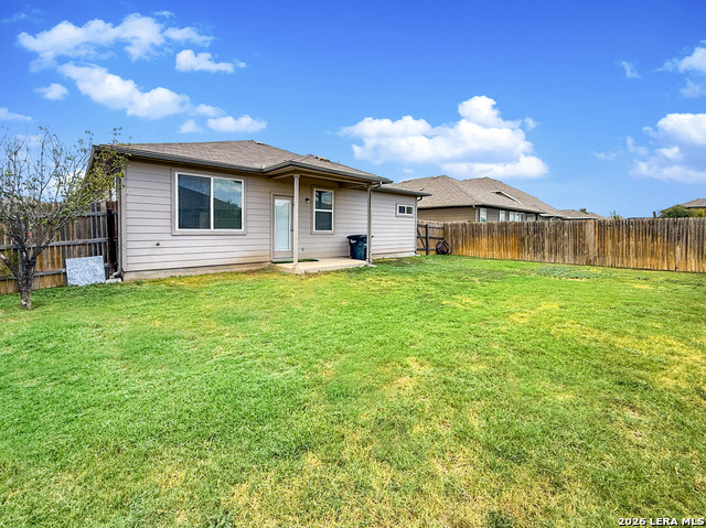 474 Centinela St Property Photo 17