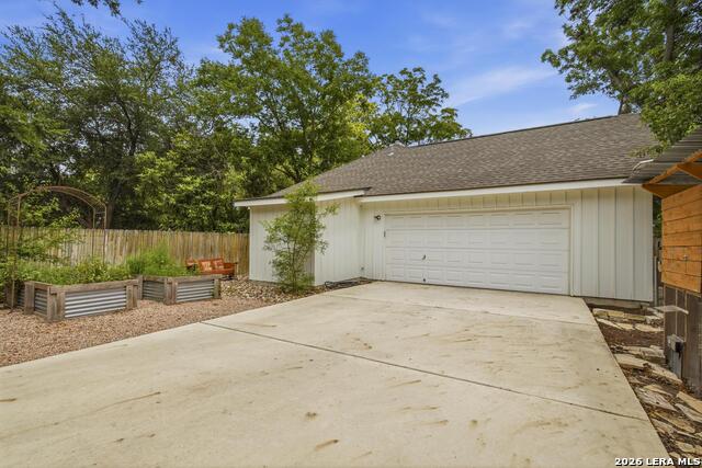404 Ogrady St Property Photo 45