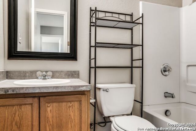 3743 Amber Leaf Property Photo 9