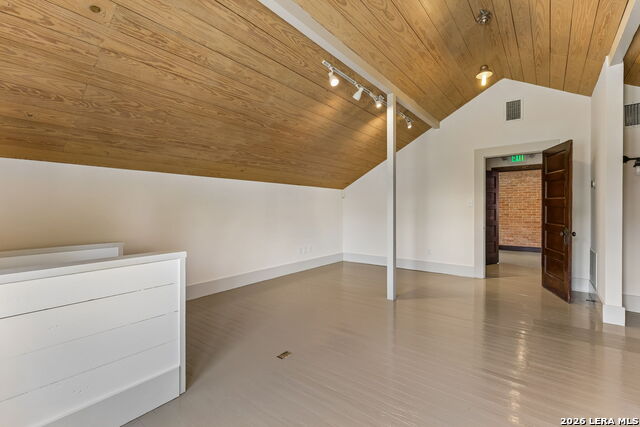 117 W Mistletoe Ave Property Photo 14