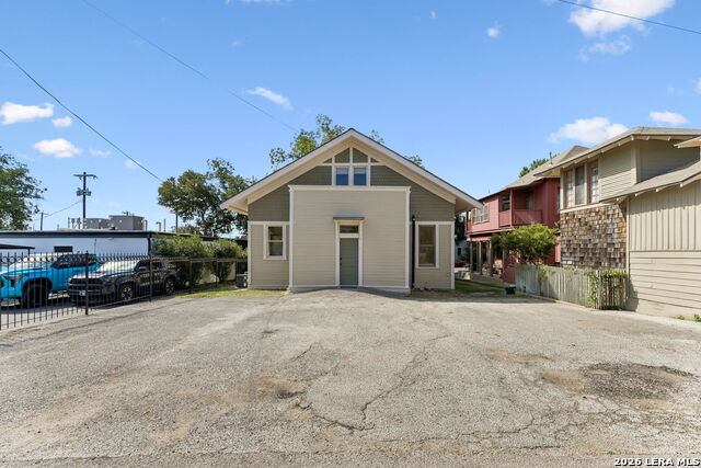 117 W Mistletoe Ave Property Photo 16